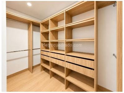 Apartamento de 2 alcobas en venta en Loma De Lalinde, Medellín, 110 m² · foto 18 de 20