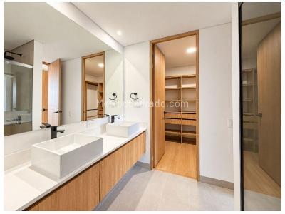 Apartamento de 2 alcobas en venta en Loma De Lalinde, Medellín, 110 m² · foto 19 de 20