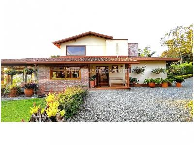 Casa de 4 alcobas en venta en La Catedral, Envigado, 369 m² · foto 5 de 20