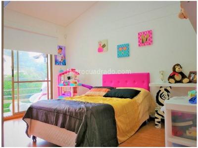 Casa de 4 alcobas en venta en Loma Del Chocho, Envigado, 284 m² · foto 13 de 14