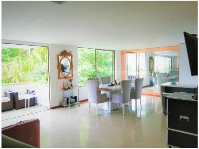 Casa de 4 alcobas en venta en Loma Del Chocho, Envigado, 284 m² · foto 4 de 14