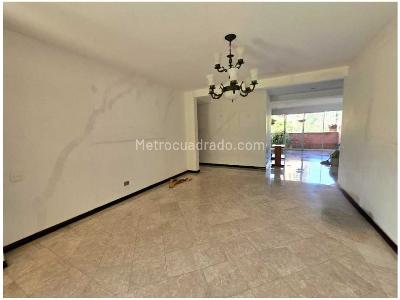 Apartamento de 3 alcobas en venta en Los Balsos, Medellín, 167 m² · foto 10 de 19