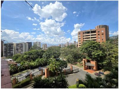 Apartamento de 3 alcobas en venta en Los Balsos, Medellín, 167 m² · foto 4 de 19