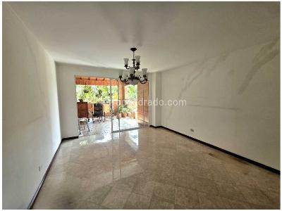 Apartamento de 3 alcobas en venta en Los Balsos, Medellín, 167 m² · foto 5 de 19