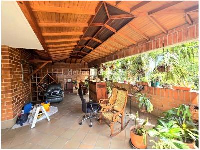 Apartamento de 3 alcobas en venta en Los Balsos, Medellín, 167 m² · foto 7 de 19