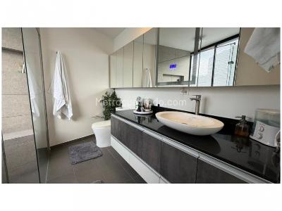 Apartamento de 2 alcobas en venta en Altos Del Poblado, Medellín, 148 m² · foto 17 de 17