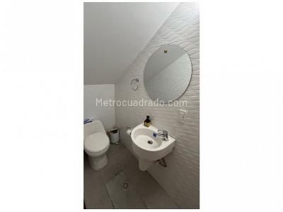 Casa de 4 alcobas en venta en El Tesoro, Medellín, 240 m² · foto 15 de 15