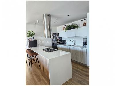 Apartamento de 3 alcobas en venta en Las Palmas, Medellín, 143 m² · foto 2 de 20