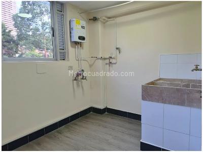Apartamento de 3 alcobas en venta en Loma De Los Gonzalez, Medellín, 92 m² · foto 5 de 15