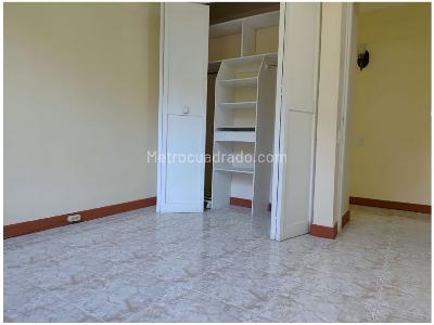 Apartamento de 3 alcobas en venta en Loma De Los Gonzalez, Medellín, 92 m² · foto 10 de 15