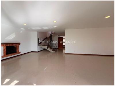 Casa de 3 alcobas en venta en Loma Del Chocho, Envigado, 250 m² · foto 7 de 20
