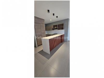 Apartamento en venta en Loma De Las Brujas, Envigado · foto 3 de 13