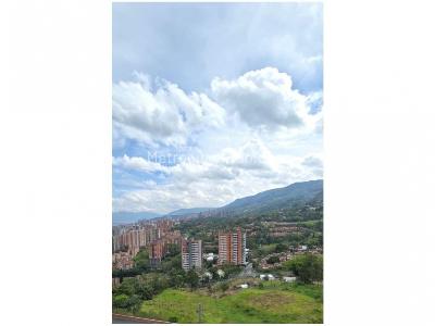 Apartamento de 3 alcobas en venta en Loma De Las Brujas, Envigado, 116 m² · foto 3 de 20