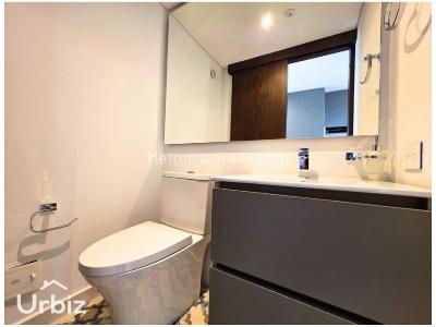 Apartaestudio en venta en Chico, Bogotá, 38 m² · foto 9 de 15