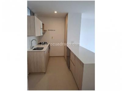 Apartamento de 1 alcoba en venta en Loma De Los Gonzalez, Medellín, 62 m² · foto 11 de 12