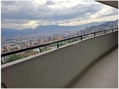 Apartamento de 1 alcoba en venta en Loma De Los Gonzalez, Medellín, 62 m² · foto 2 de 12