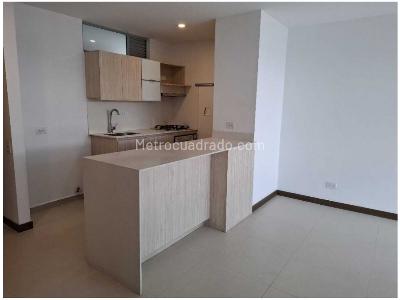 Apartamento de 1 alcoba en venta en Loma De Los Gonzalez, Medellín, 62 m² · foto 3 de 12