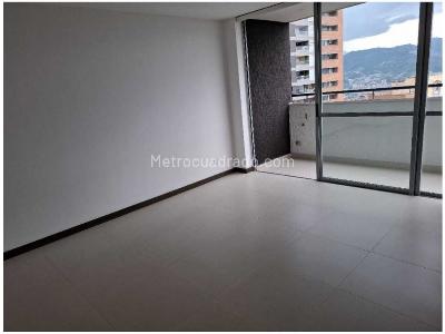 Apartamento de 1 alcoba en venta en Loma De Los Gonzalez, Medellín, 62 m² · foto 9 de 12