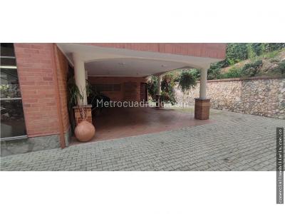 Casa de 4 alcobas en venta en Aves Maria, Sabaneta, 350 m² · foto 11 de 14