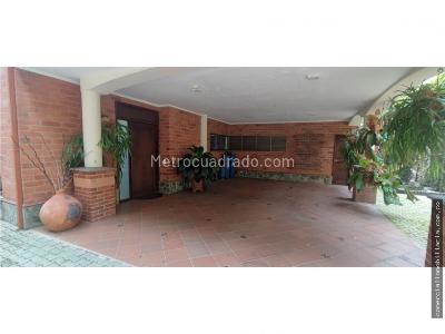 Casa de 4 alcobas en venta en Aves Maria, Sabaneta, 350 m² · foto 7 de 14