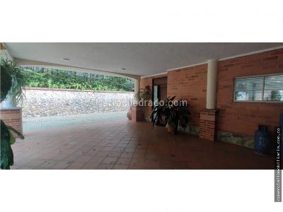 Casa de 4 alcobas en venta en Aves Maria, Sabaneta, 350 m² · foto 9 de 14