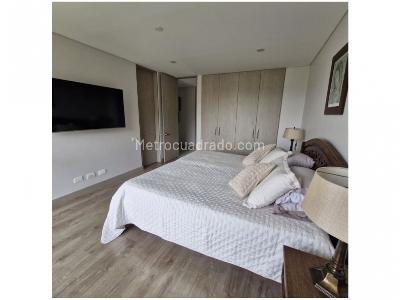 Apartamento de 3 alcobas en venta en Loma Del Chocho, Envigado, 169 m² · foto 10 de 17