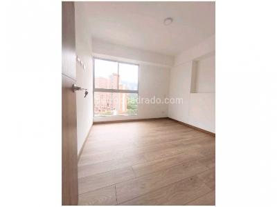 Apartamento de 3 alcobas en venta en Tres Esquinas, Sabaneta, 77 m² · foto 10 de 13