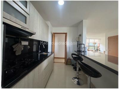 Apartamento en venta en El Campestre, Medellín · foto 6 de 13