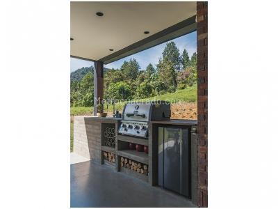 Casa de 3 alcobas en venta en Alto De Las Palmas, Medellín, 450 m² · foto 10 de 20