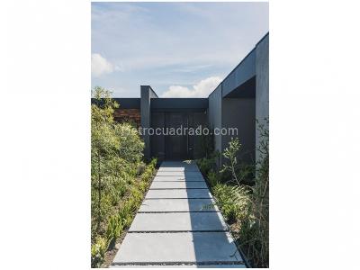 Casa de 3 alcobas en venta en Alto De Las Palmas, Medellín, 450 m² · foto 6 de 20