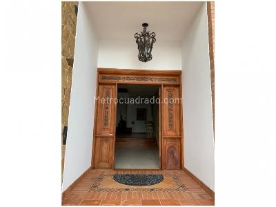 Casa de 5 alcobas en venta en Sabaneta, Sabaneta, 611 m² · foto 10 de 19