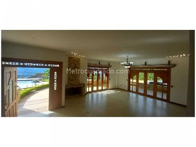 Casa de 5 alcobas en venta en Sabaneta, Sabaneta, 611 m² · foto 16 de 19