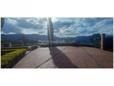 Casa de 5 alcobas en venta en Sabaneta, Sabaneta, 611 m² · foto 8 de 19