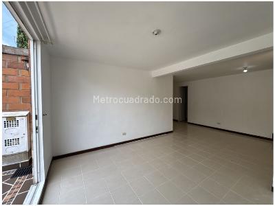 Apartamento en venta en La Mota, Medellín · foto 2 de 16