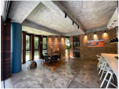 Apartamento en venta en El Poblado, Medellín · foto 3 de 14