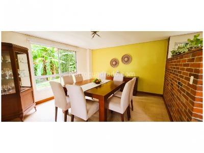 Casa de 4 alcobas en venta en Loma Del Escobero, Envigado, 330 m² · foto 15 de 20