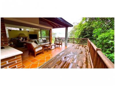 Casa de 4 alcobas en venta en Loma Del Escobero, Envigado, 330 m² · foto 16 de 20