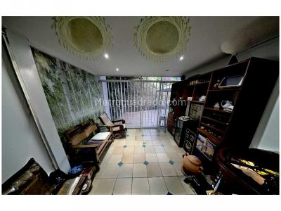 Casa de 4 alcobas en venta en Loma Del Esmeraldal, Envigado, 189 m² · foto 12 de 17