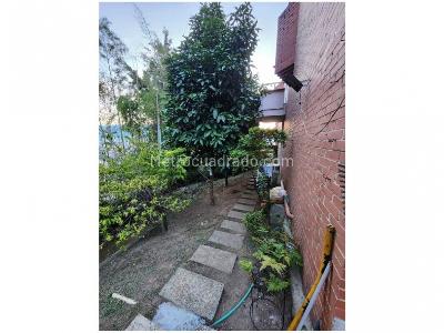 Casa de 4 alcobas en venta en Loma Del Esmeraldal, Envigado, 189 m² · foto 4 de 17