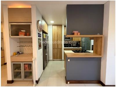 Apartamento de 3 alcobas en venta en Provenza, Medellín, 151 m² · foto 10 de 20