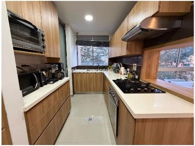 Apartamento de 3 alcobas en venta en Provenza, Medellín, 151 m² · foto 12 de 20