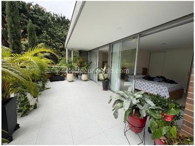Apartamento en venta en Castropol, Medellín · foto 3 de 17