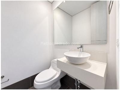 Apartamento de 1 alcoba en venta en Linares, Medellín, 57 m² · foto 7 de 18