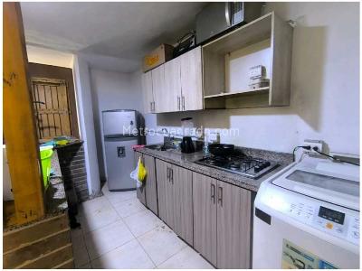 Casa de 4 alcobas en venta en Laureles, Medellín, 336 m² · foto 7 de 12