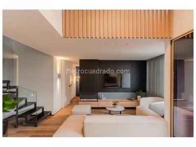 Apartamento de 2 alcobas en venta en El Poblado, Medellín, 130 m² · foto 2 de 20