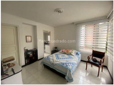 Apartamento de 4 alcobas en venta en Ciudad Del Rio, Medellín, 270 m² · foto 10 de 16