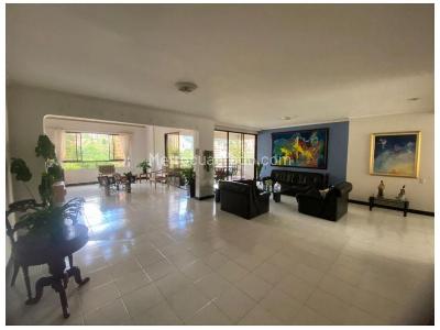 Apartamento de 4 alcobas en venta en Ciudad Del Rio, Medellín, 270 m² · foto 2 de 16