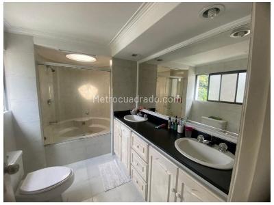 Apartamento de 4 alcobas en venta en Ciudad Del Rio, Medellín, 270 m² · foto 8 de 16