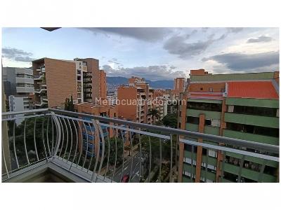 Apartamento de 4 alcobas en venta en Laureles, Medellín, 119 m² · foto 2 de 11