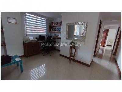 Apartamento de 4 alcobas en venta en Laureles, Medellín, 119 m² · foto 9 de 11